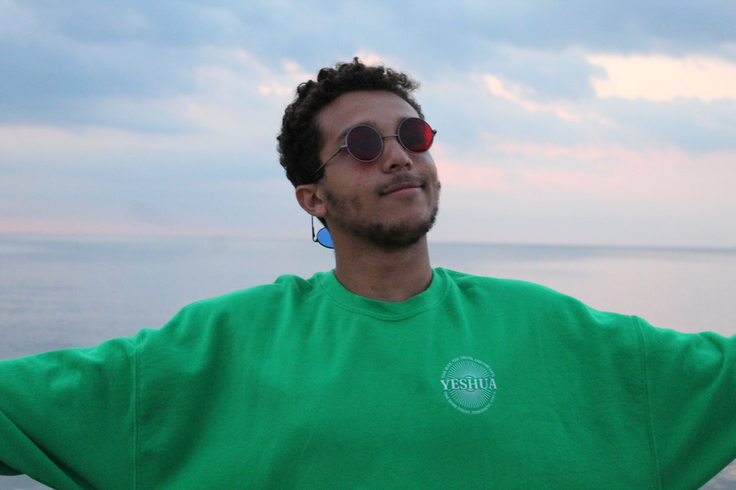YESHUE UNISEX CREW