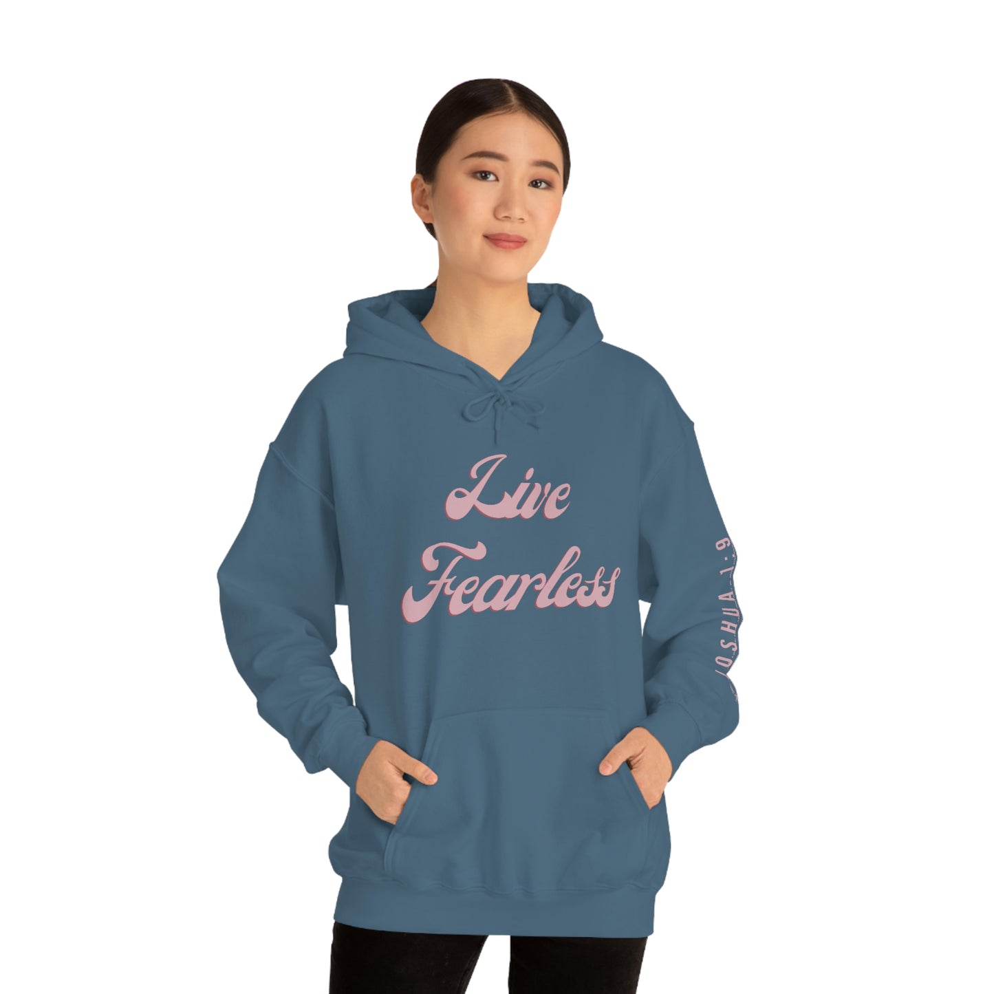 LIVE FEARLESS WOMEN'S HOODIE